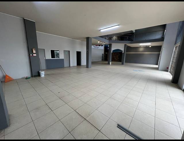 2,618M² WAREHOUSE FOR SALE IN STRIJDOMPARK